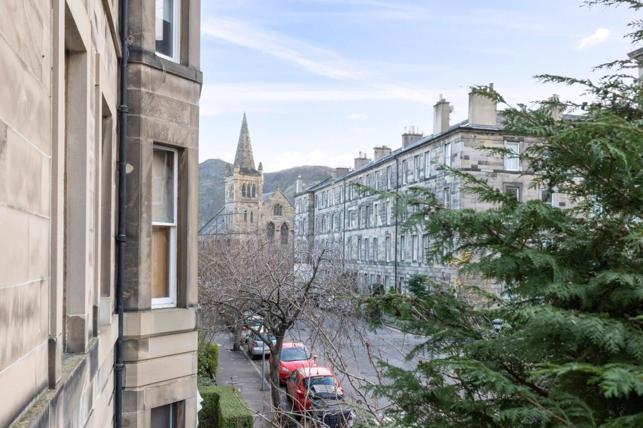 Joivy Spacious Near The Meadows Apartment Edinburgh
