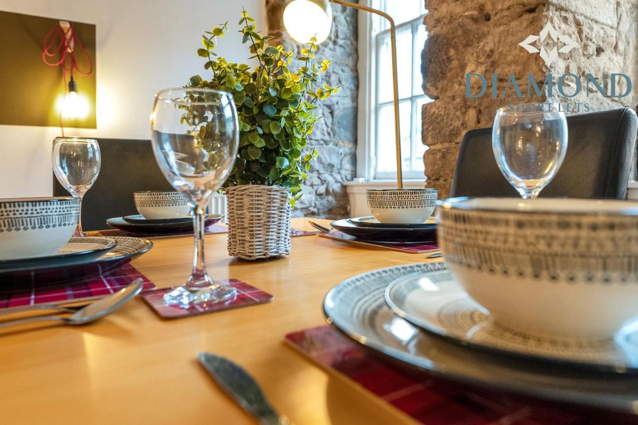 Apartment 1 Bed Apartment, Royal Mile - Diamond Short Lets Edinburgh