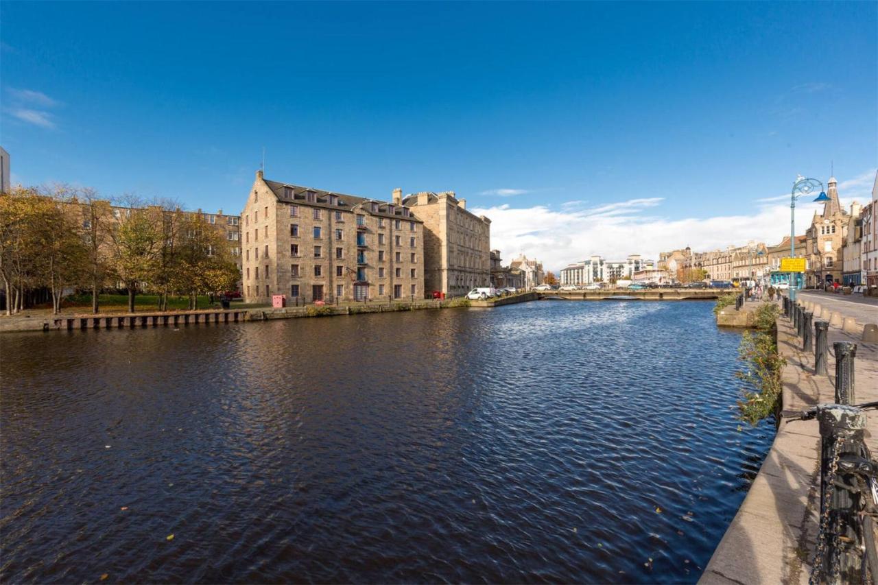 Lovely 2 Bedroom B-listed Converted Whisky Bond Apartment *