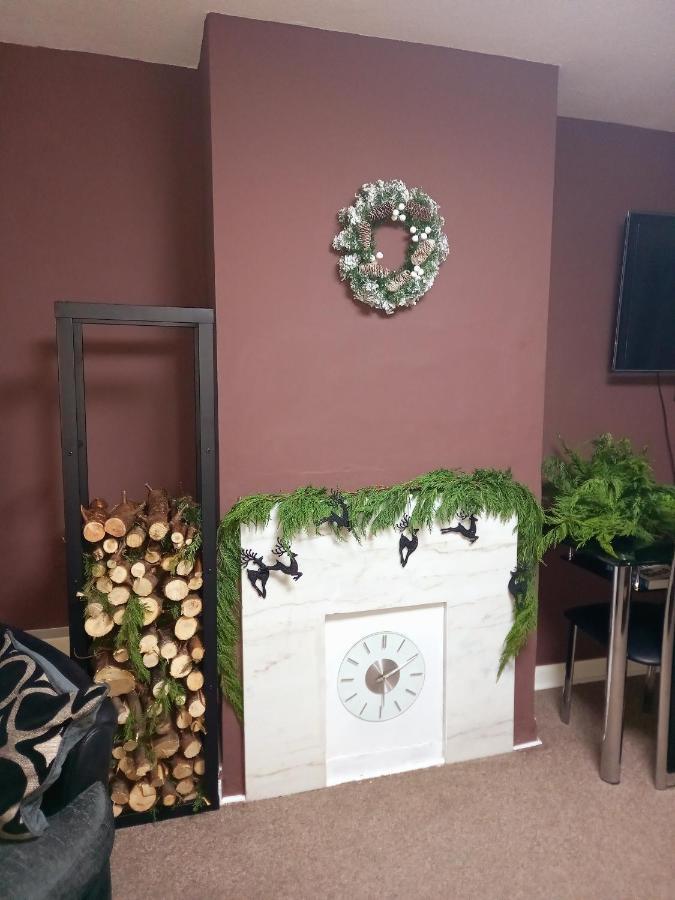 White House In Edinburgh, 2 Bedroom Good Location Edinburgh
