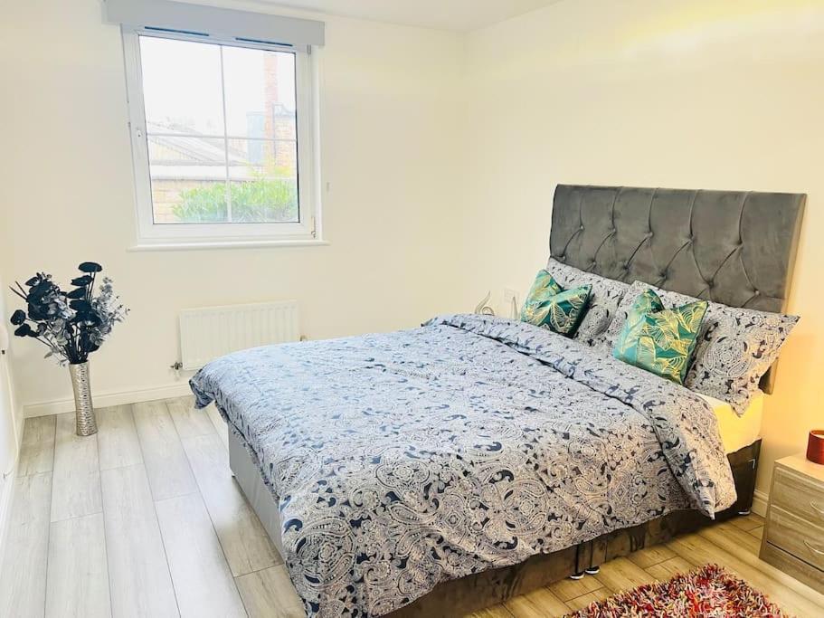 Superb 2 Bedroom With Free Parking * Edinburgh