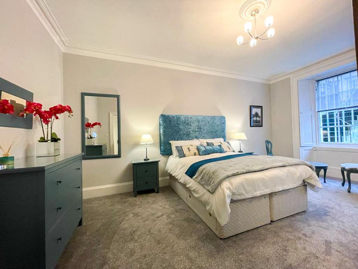 2bed, Private Garden & Fireplace, Near Water Of Leith Apartment