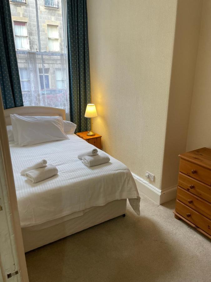 Apartment Fantastic Location 10 Mins To Princes Street- 15 To Royal Mile- Main Door-patio EDI