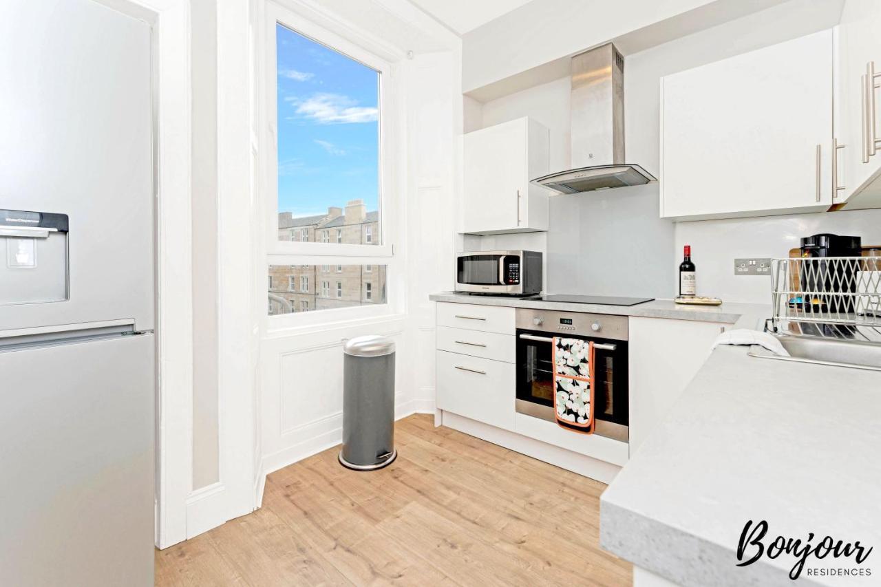 Mabillon - Gorgeous-haymarket, City Centre-free Parking By Bonjour Residences Apartment Edinburgh