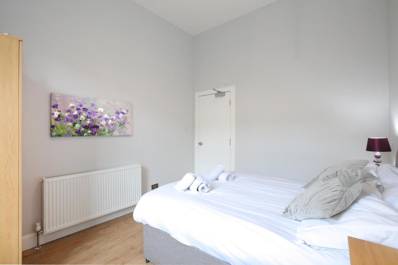 Sleeps 6 Free Parking * Edinburgh