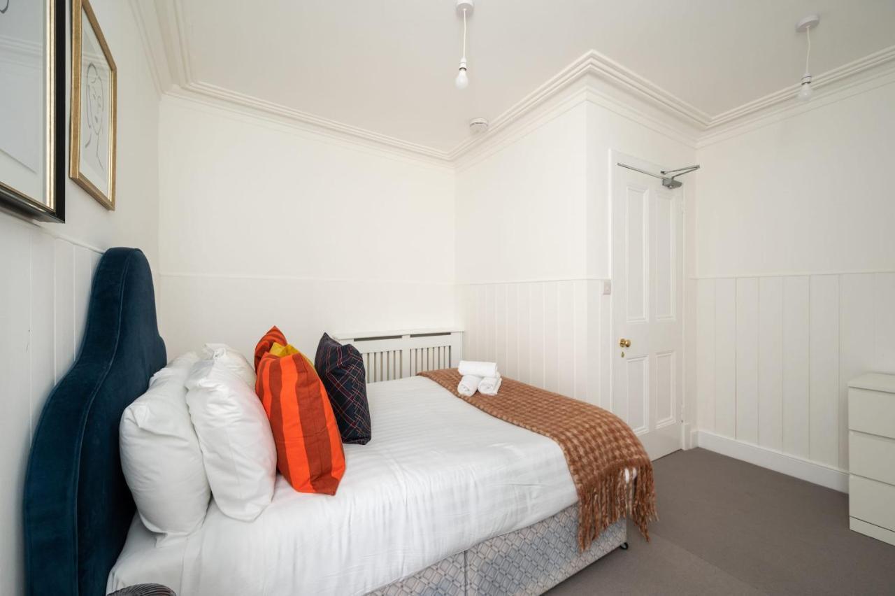 Apartment Luxury 3 Bedroom On Edinburgh's Royal Mile *