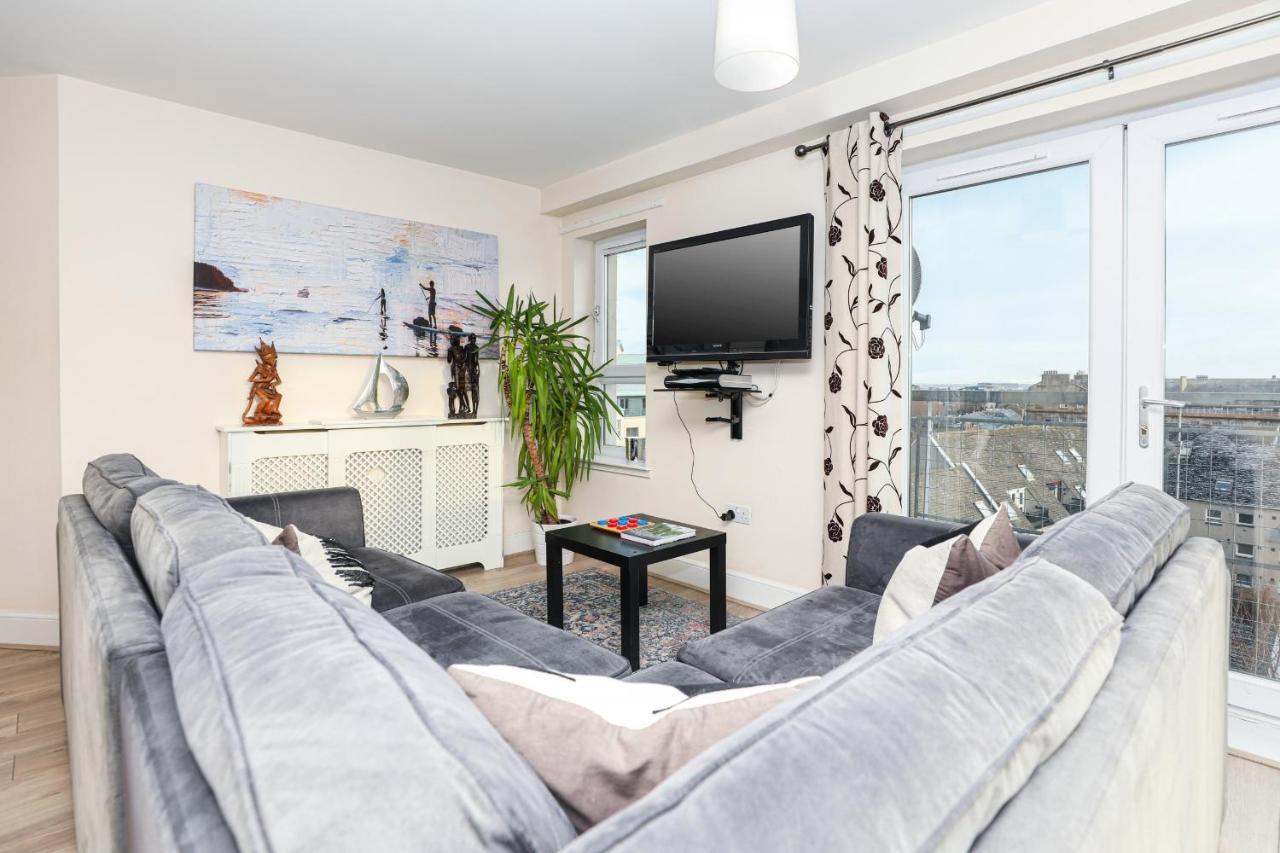Waterfront Castle View 3 Bed *