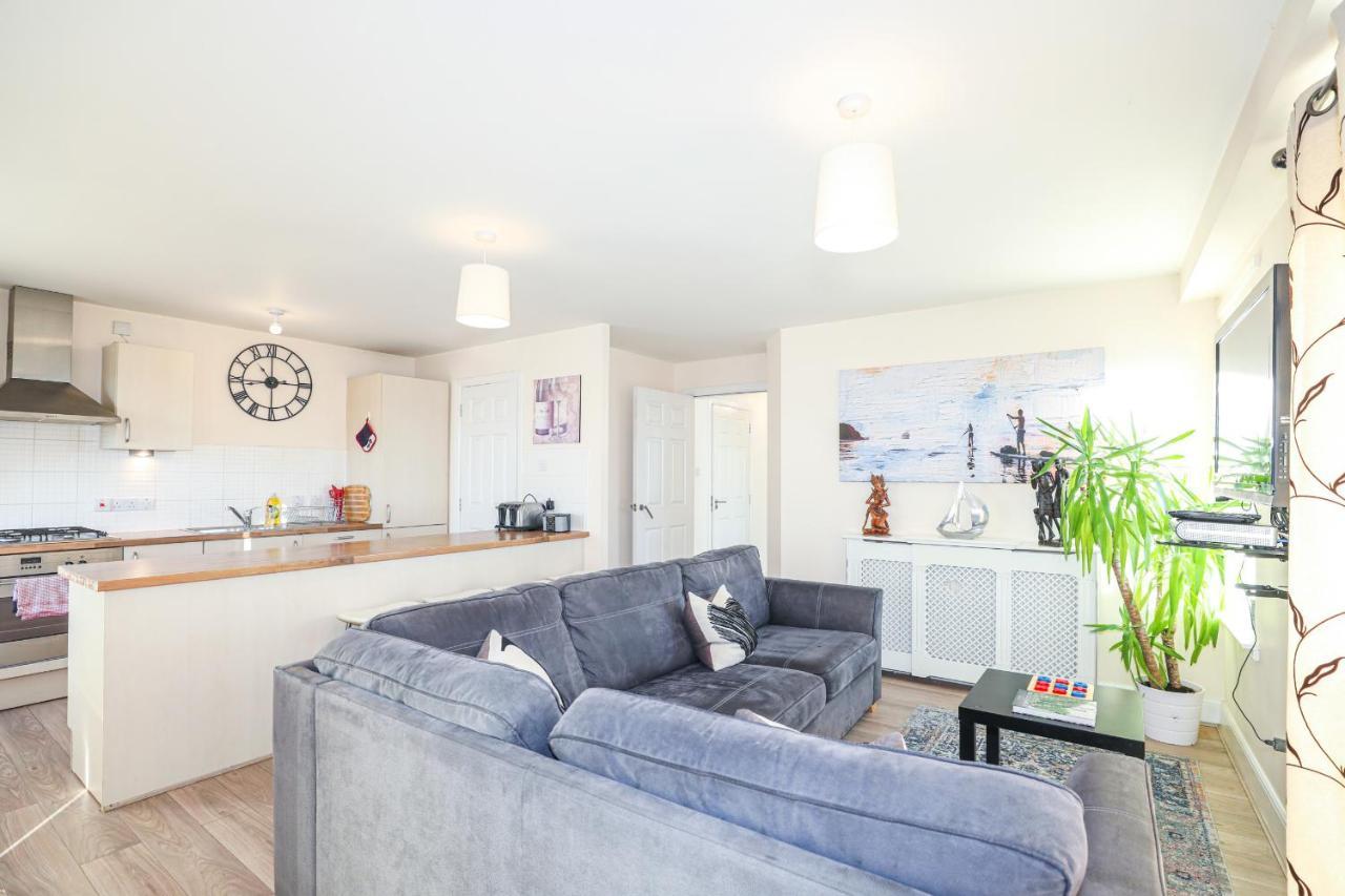 Apartment Waterfront Castle View 3 Bed Edinburgh