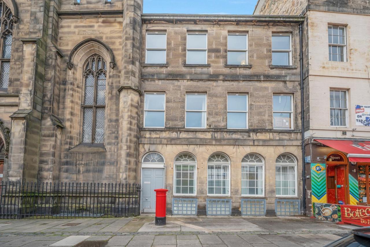 Apartment Spacious & Cosy Studio Flat In The Heart Of Centre Edinburgh