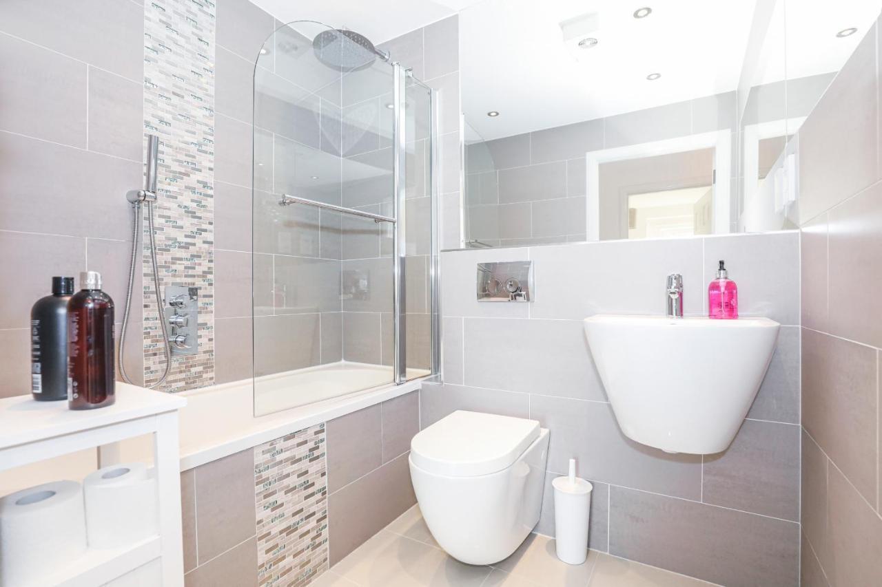 Waterfront Castle View 3 Bed * Edinburgh