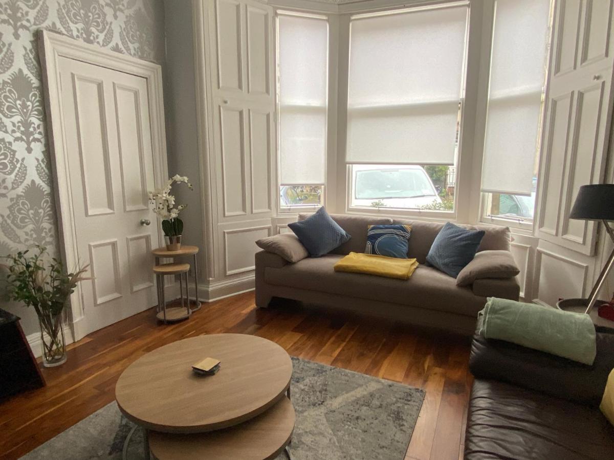 Lovely Main Door 2 Bed *