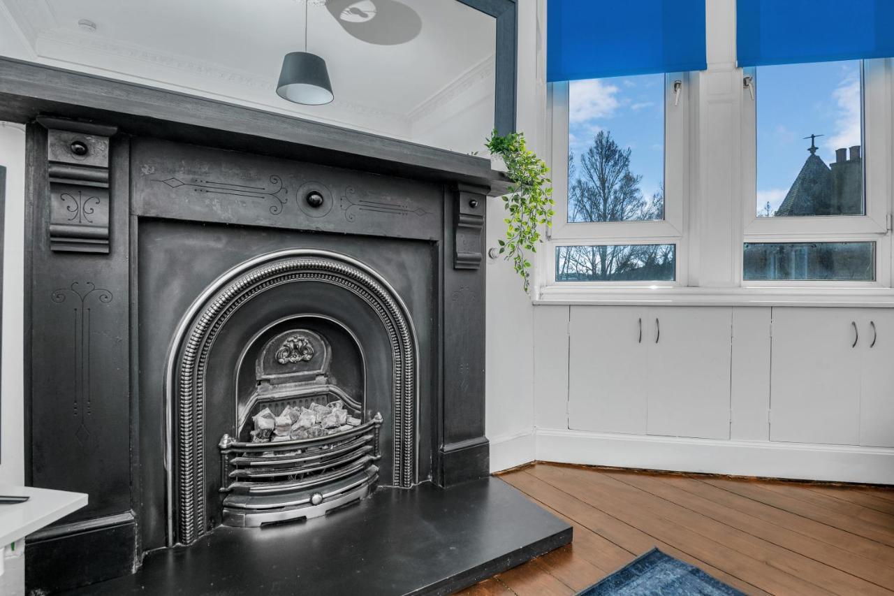 Apartment Spacious & Modern 1 Bedroom Flat - Near Centre & Arthur Seat