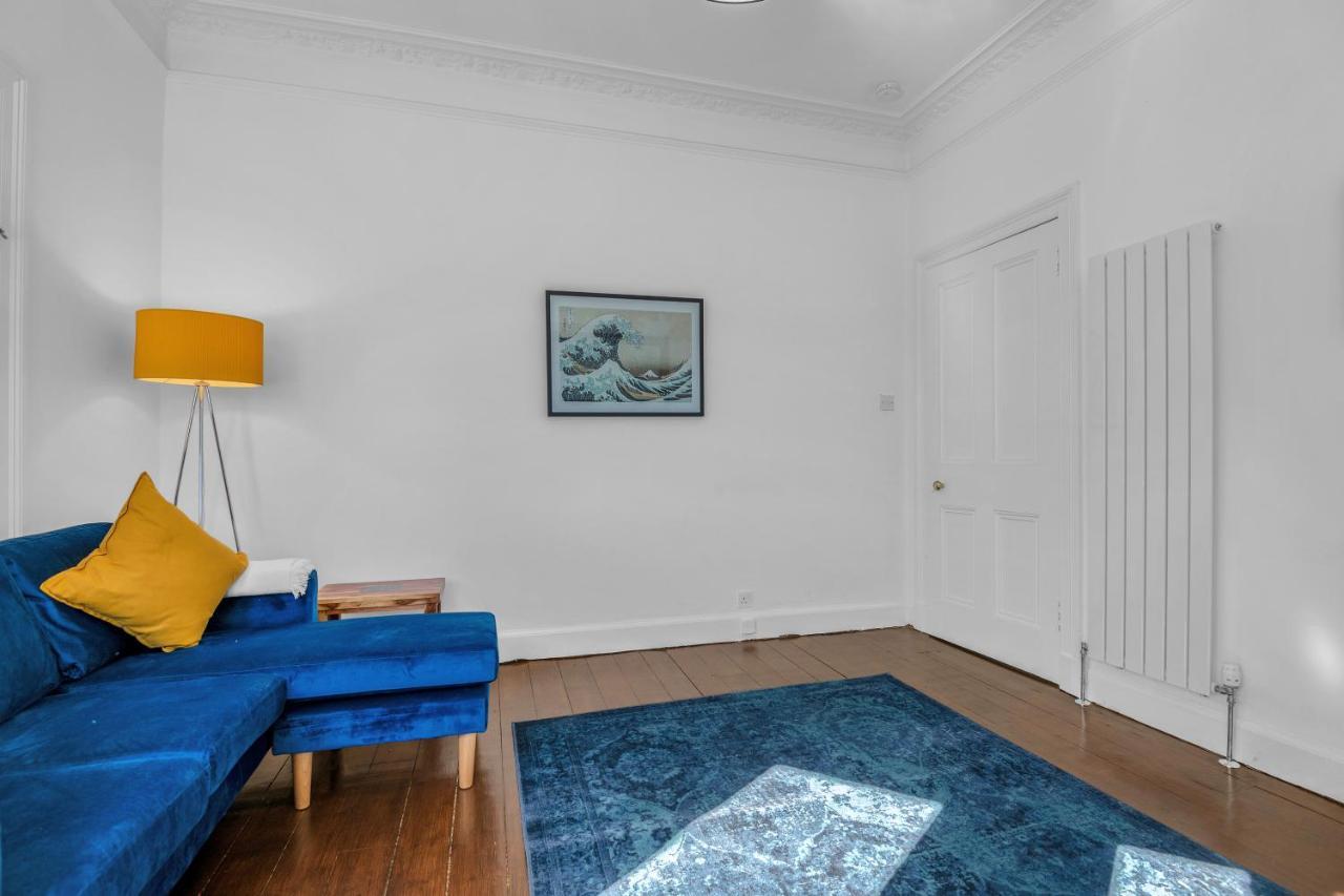 Spacious & Modern 1 Bedroom Flat - Near Centre & Arthur Seat Apartment Edinburgh