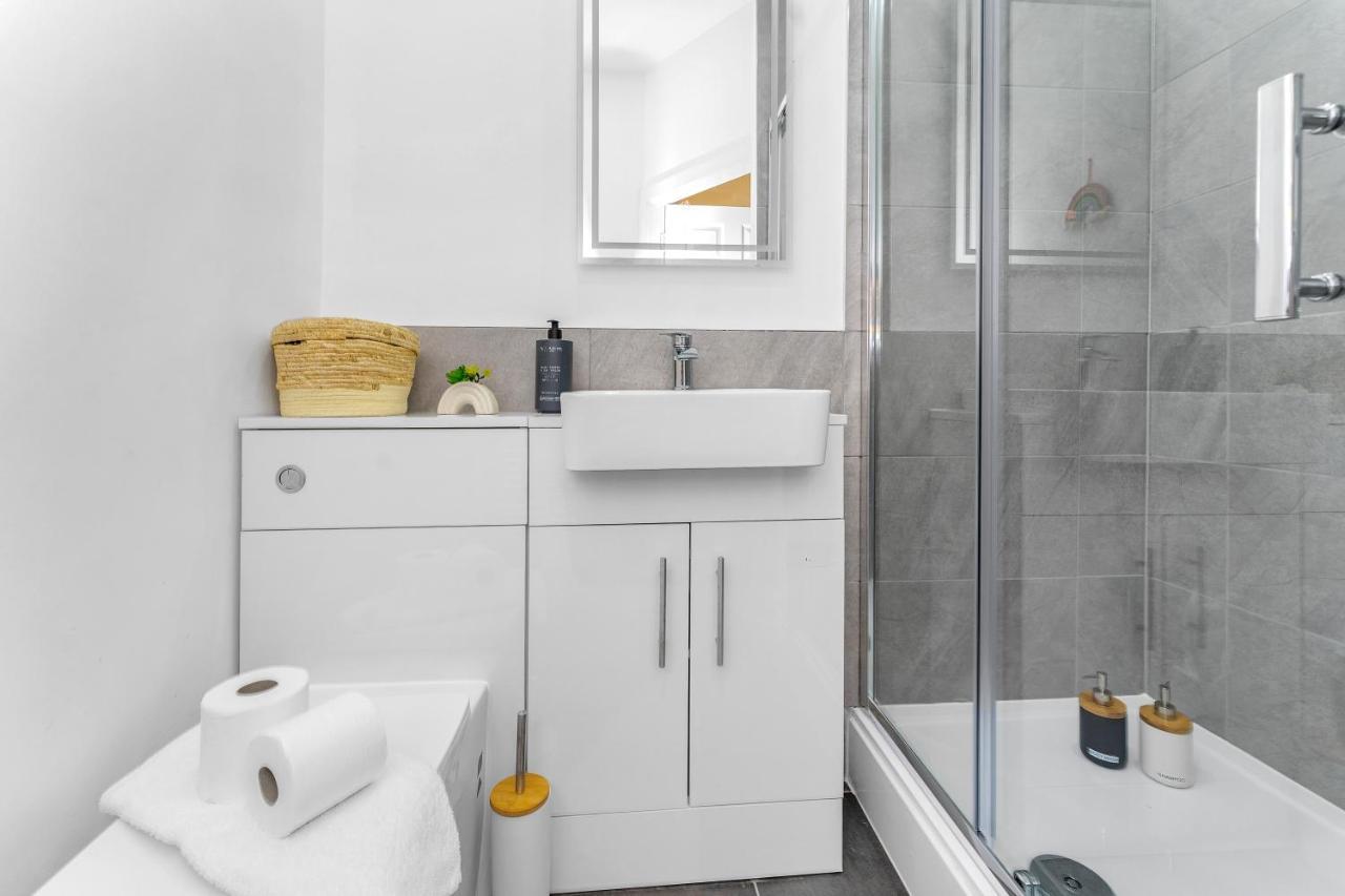 Cheerful - Jamson Pl 3 Bed Apartment Edinburgh