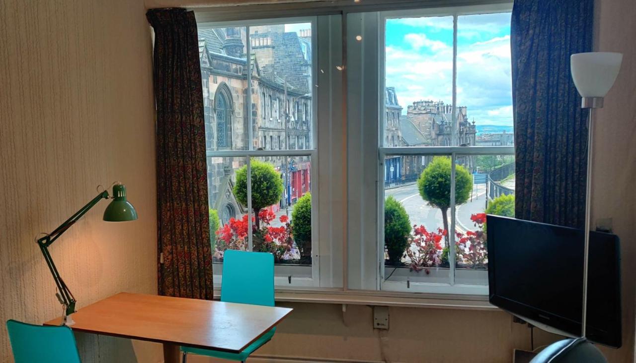 Royal Mile Apartment, 1 Minute From The Castle. EDI