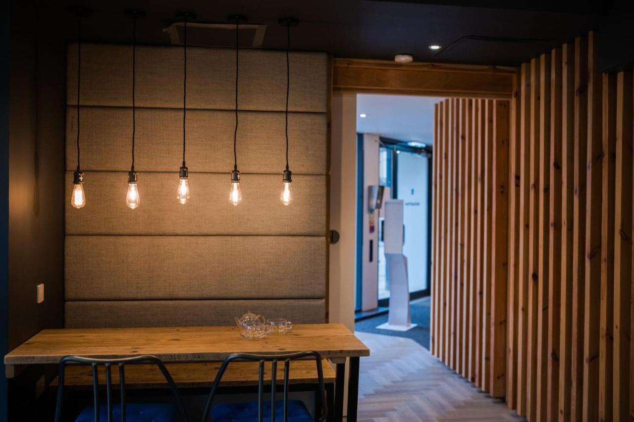 Apartment Bright And Ensuite Bedrooms At Mcdonald Road In