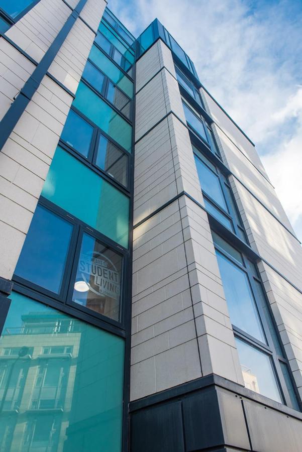 Bright And Ensuite Bedrooms At Mcdonald Road In