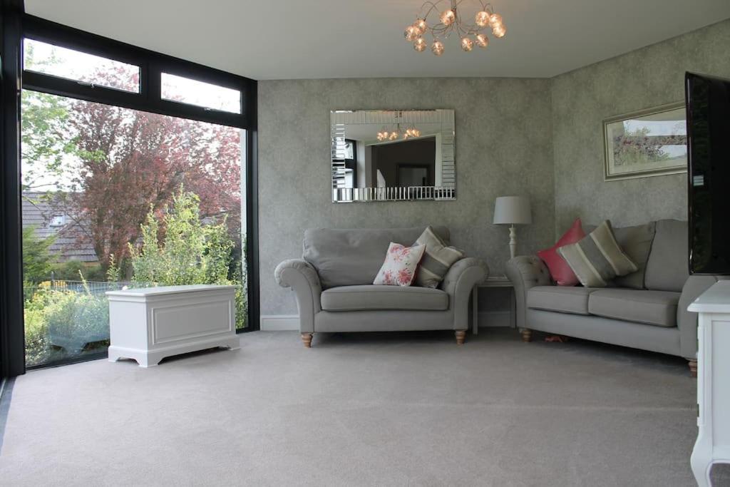 Gorgeous Family 15 Mins From City Centre EDI