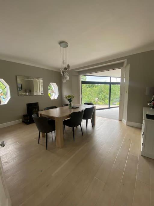 Villa Gorgeous Family 15 Mins From City Centre EDI