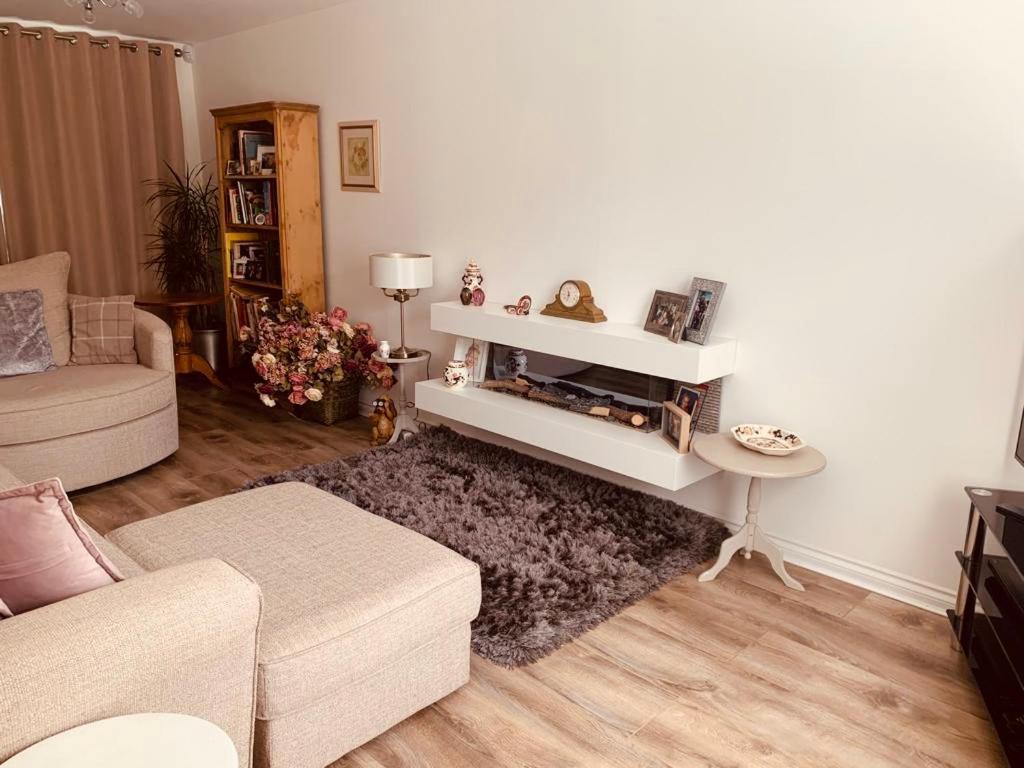 From - Free Parking Holiday home *