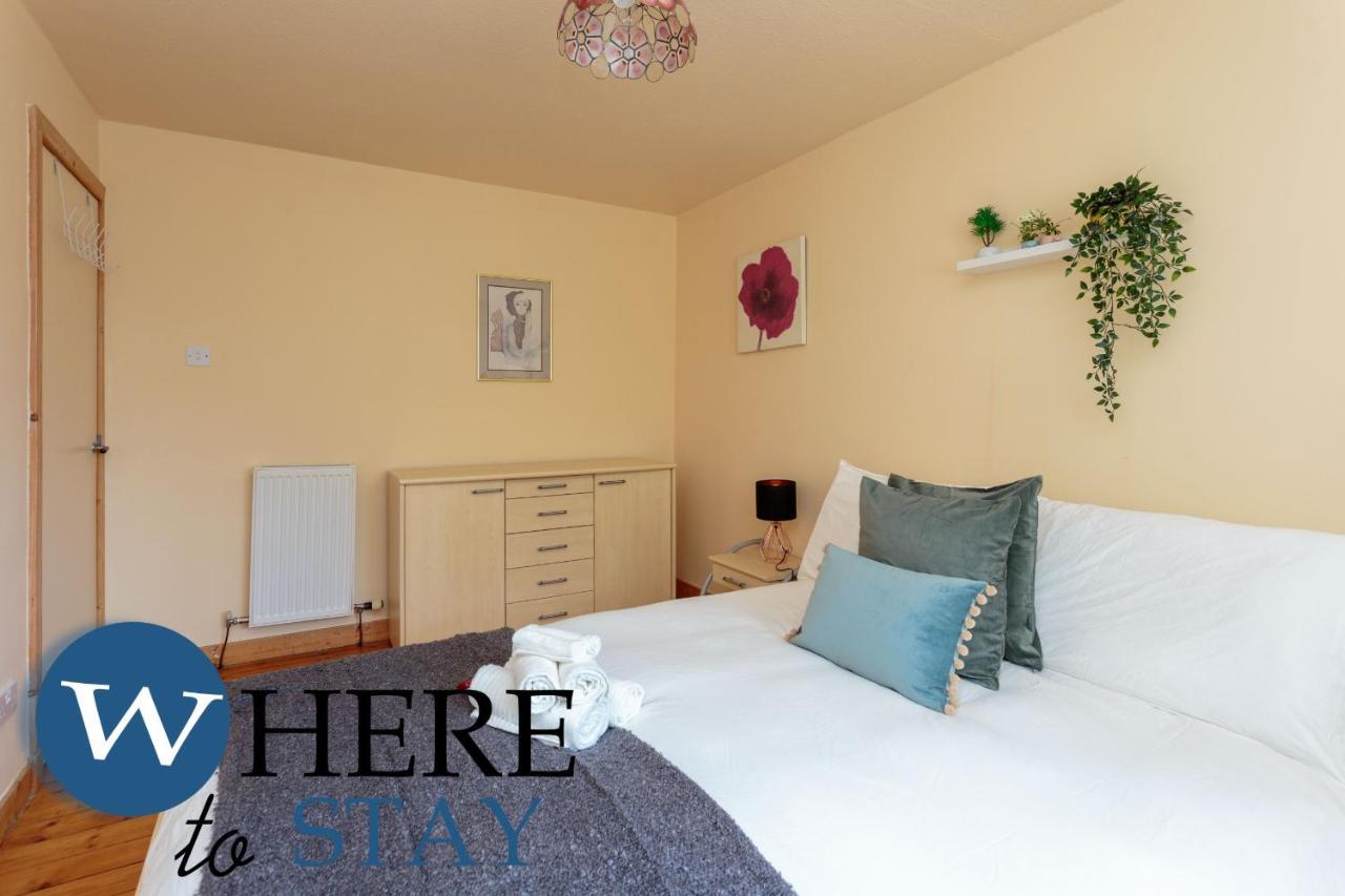 Apartment Lovely By The Hillwood Park-free Parking EDI