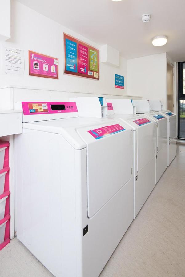 Bright And Ensuite Bedrooms At Mcdonald Road In *