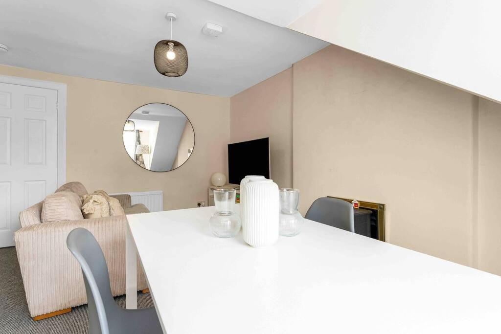 Stylish 1 Bedroom Apartment