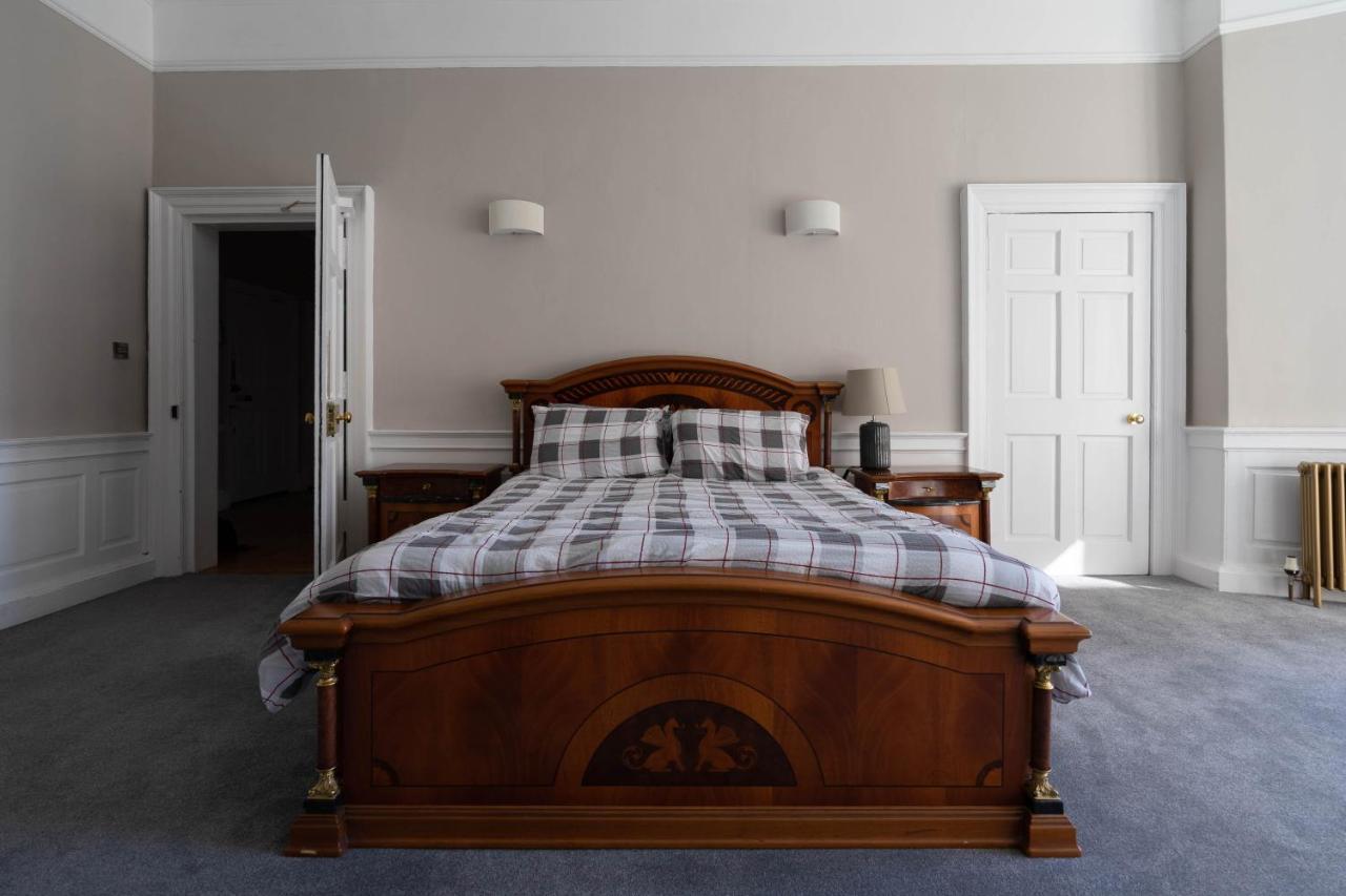 Luxury Apartment/flat Centre Apartment Edinburgh
