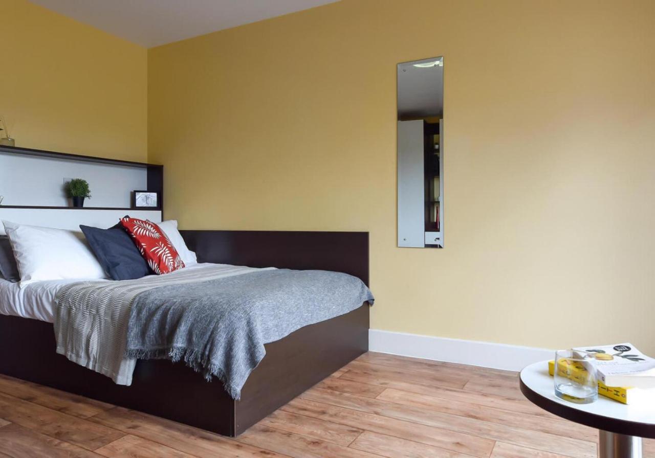 And Ensuite Bedrooms With Shared Kitchen At Fountainbridge In EDI