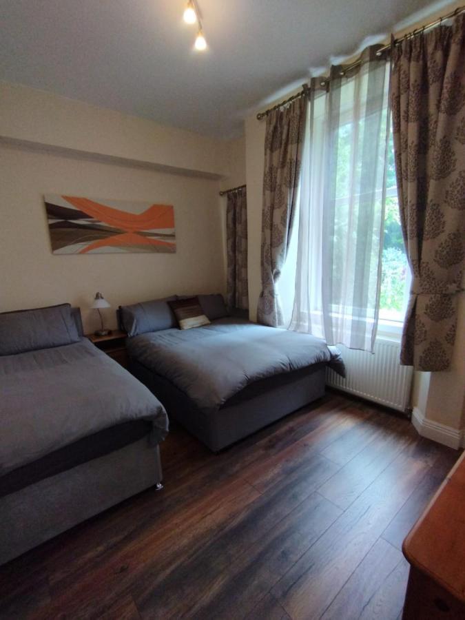 Park View Apartments: Central 2-bedroom With Free Parking * Edinburgh