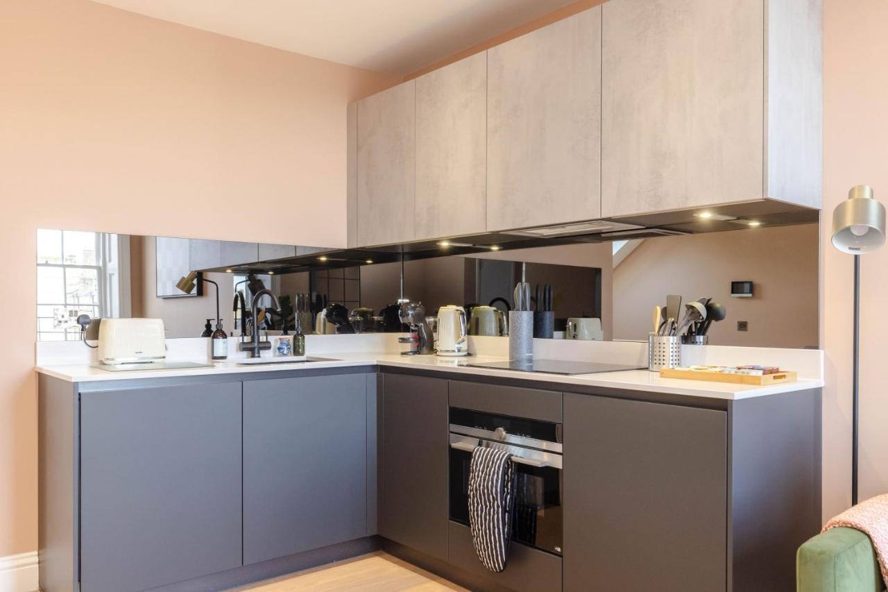 Apartment Dragon Luxury Serviced At Walker Street EDI