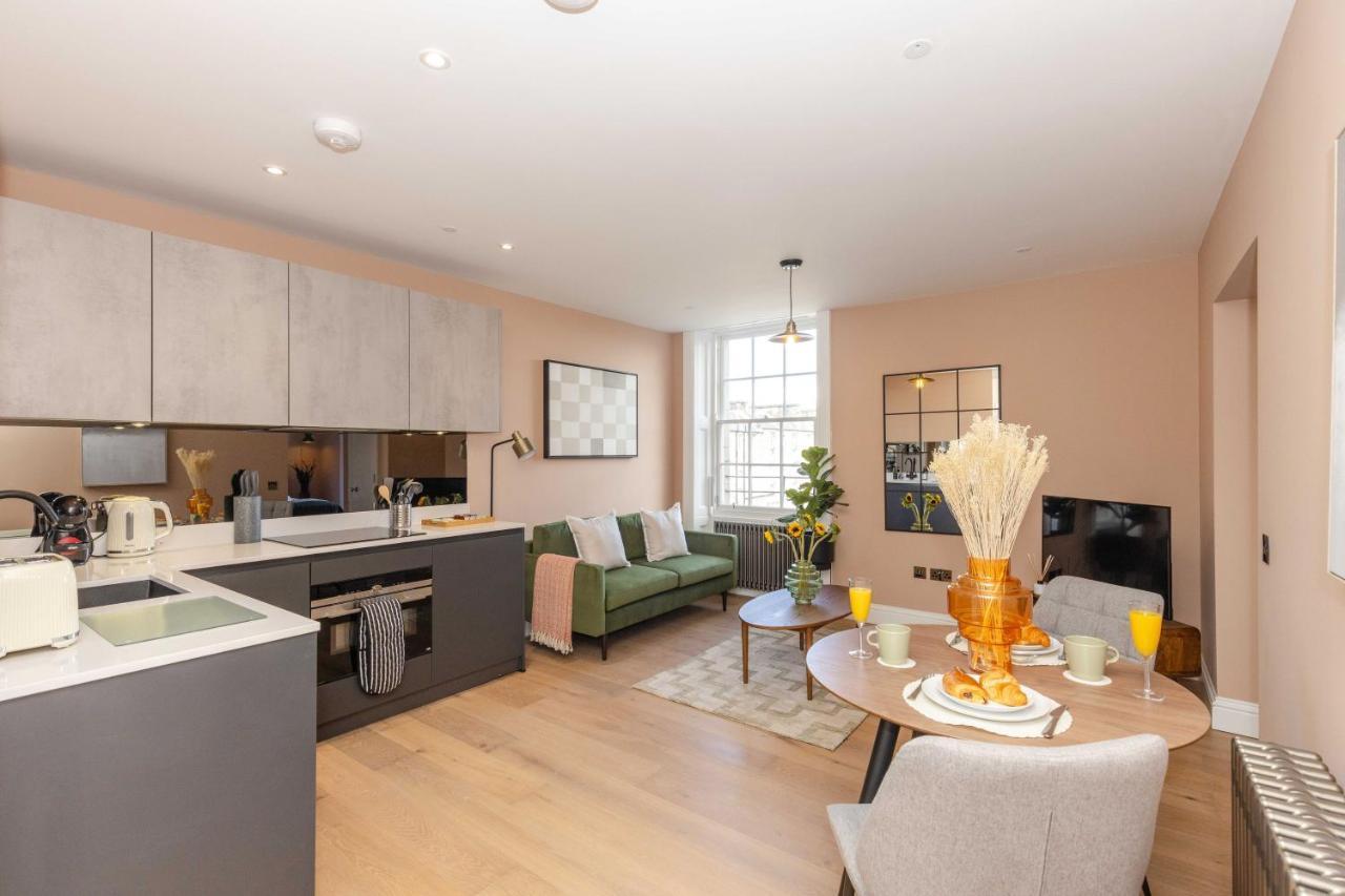 Apartment Dragon Luxury Serviced At Walker Street EDI