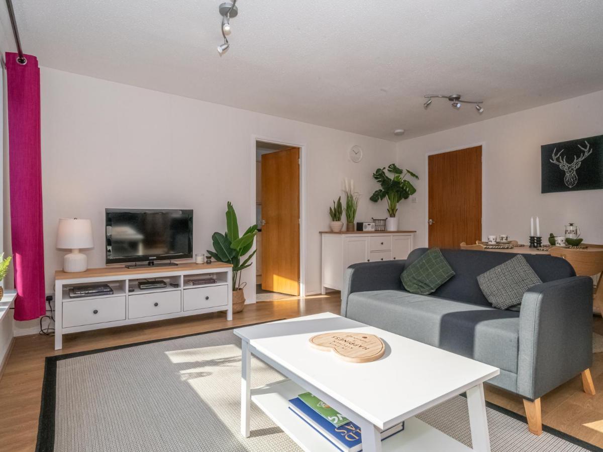 Apartment Newly Furnished 2bed Flat With Peaceful Views