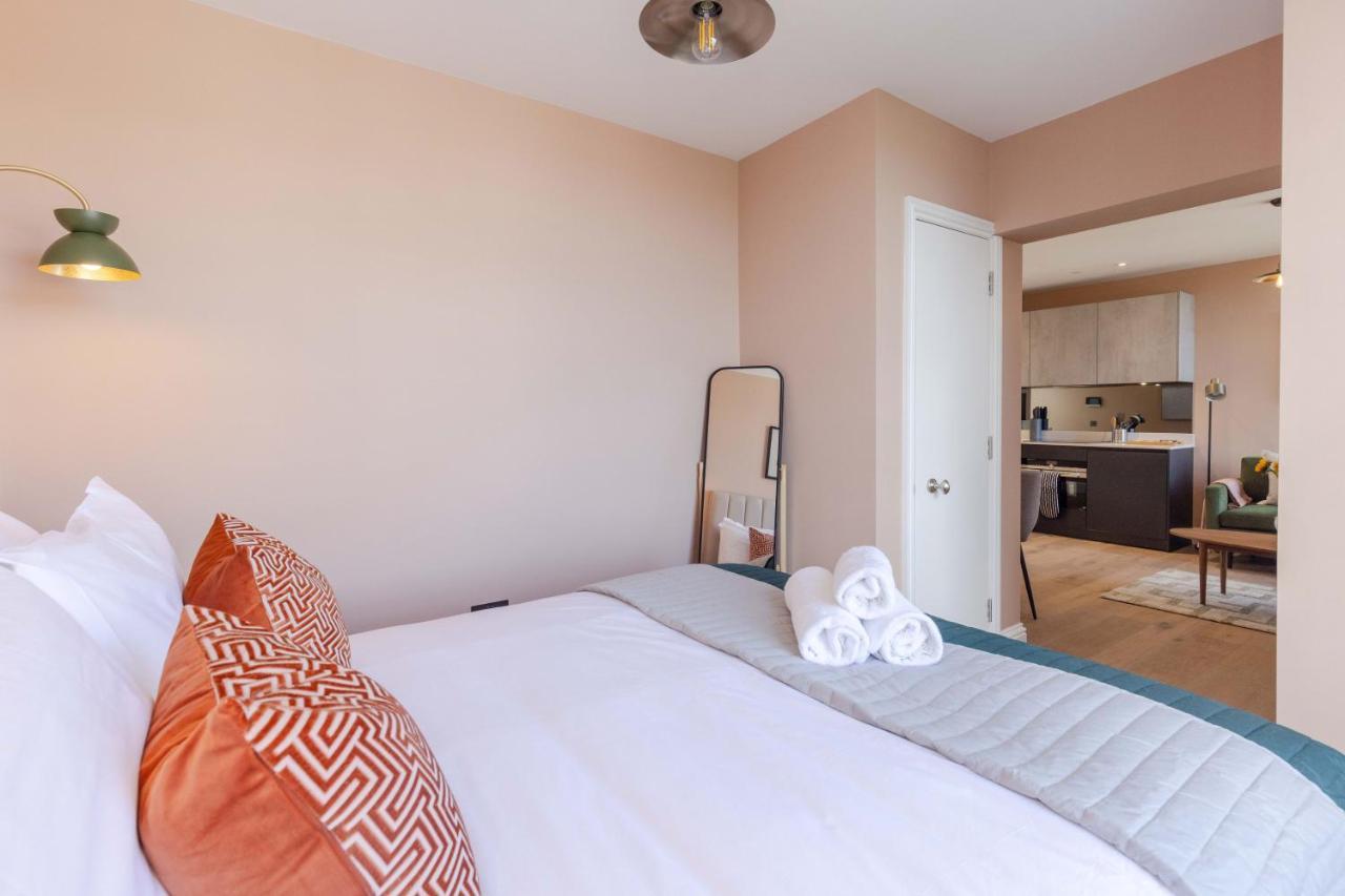 Dragon Luxury Serviced At Walker Street