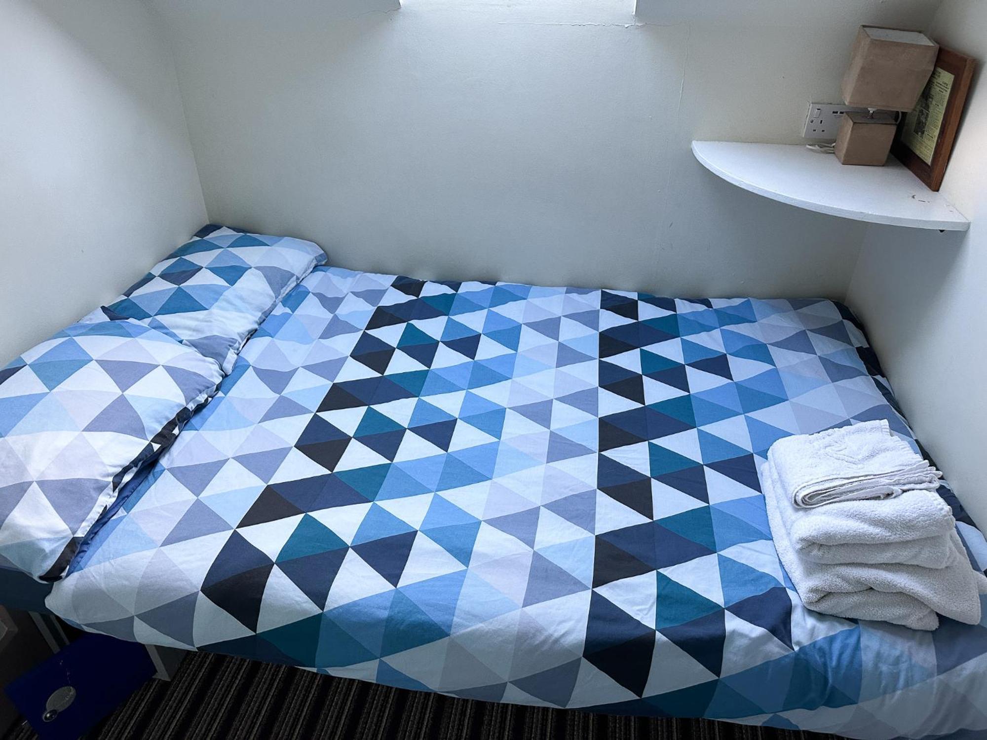 Castle Rock - Adults Only Hostel