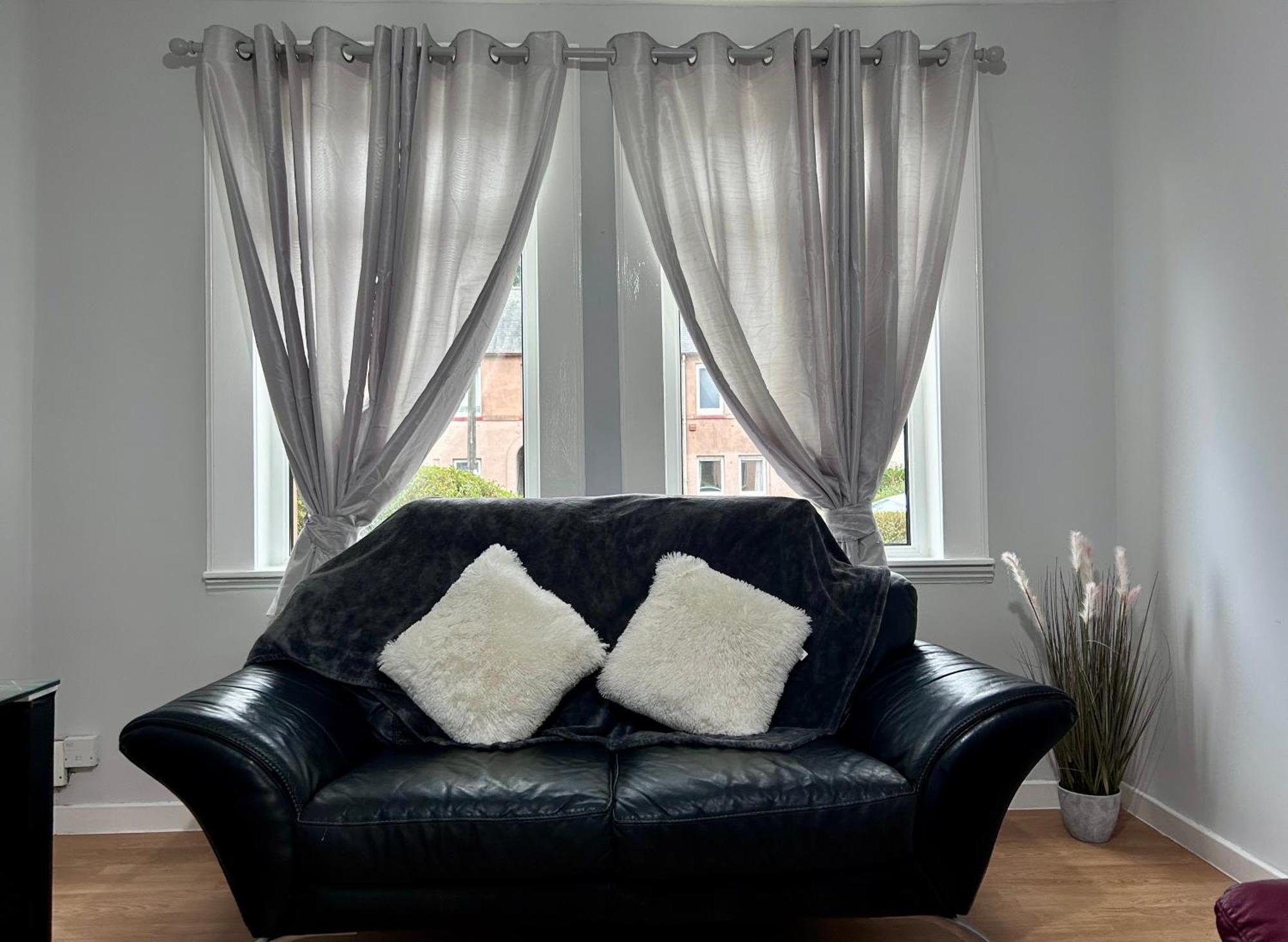 Urban Oasis:perfect In City Apartment Edinburgh