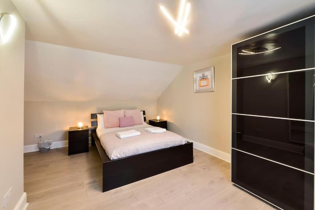Apartment George Iv Bridge - Superbly Located 3 Bedroom! *