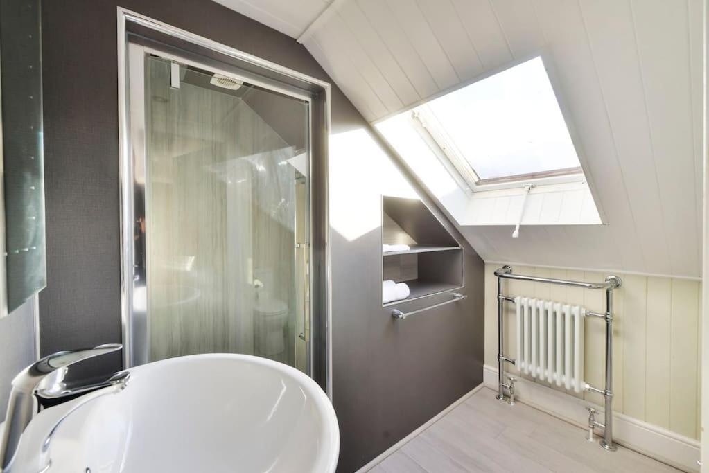 George Iv Bridge - Superbly Located 3 Bedroom! Edinburgh