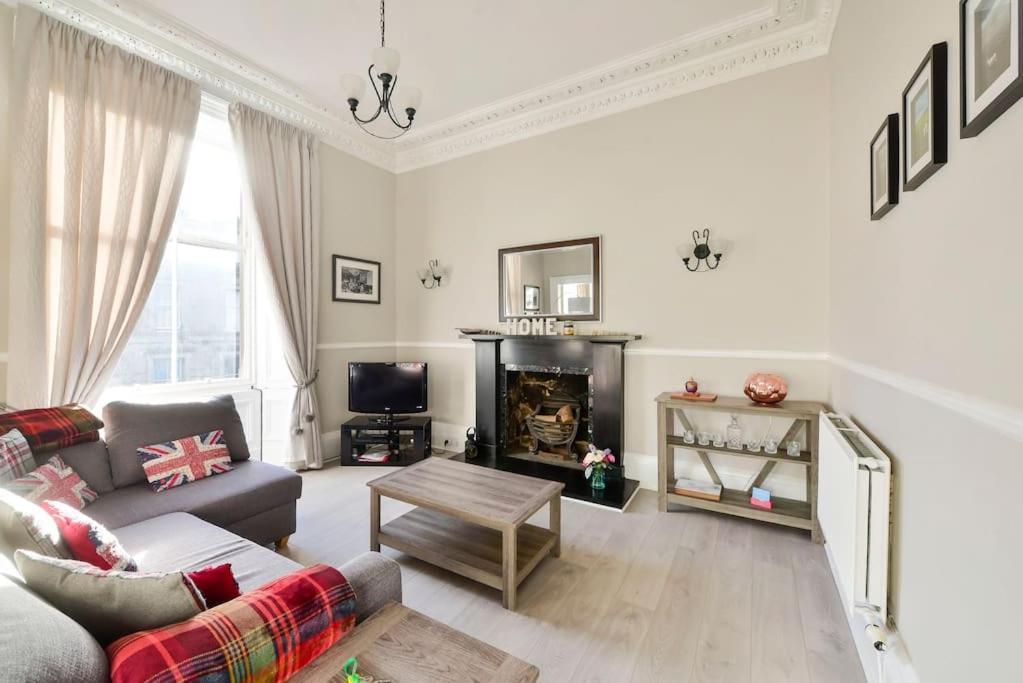 George Iv Bridge - Superbly Located 3 Bedroom! * Edinburgh