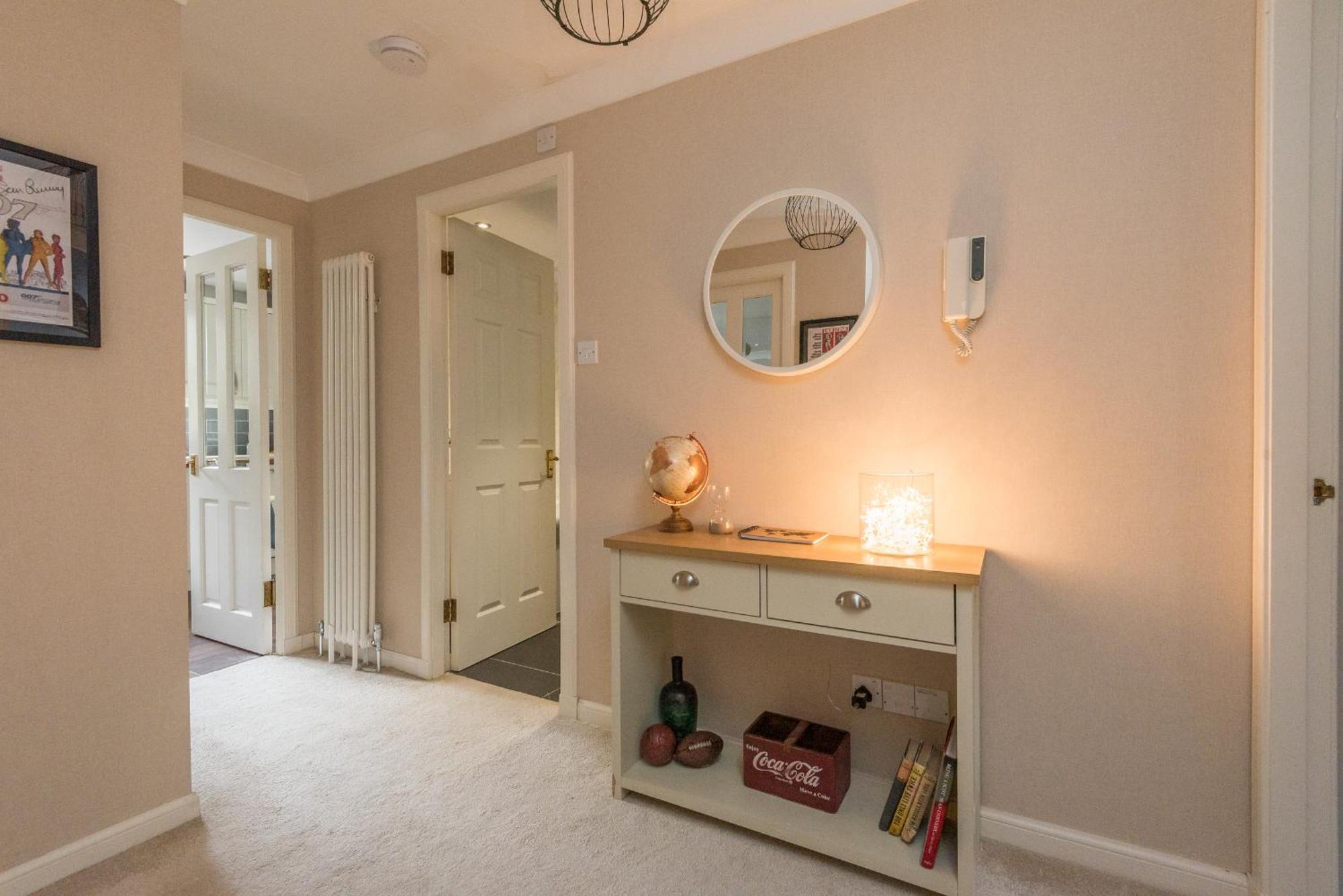 Apartment Cosy Roseburn Apartment, - 2 Bedrooms, Free Parking