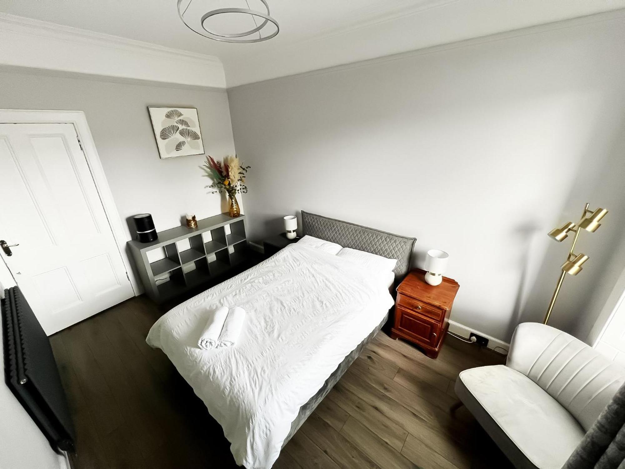Immanuel House - Modern Luxury Victorian 1872 - Free Parking & Fast Fibre Optic Wifi Edinburgh