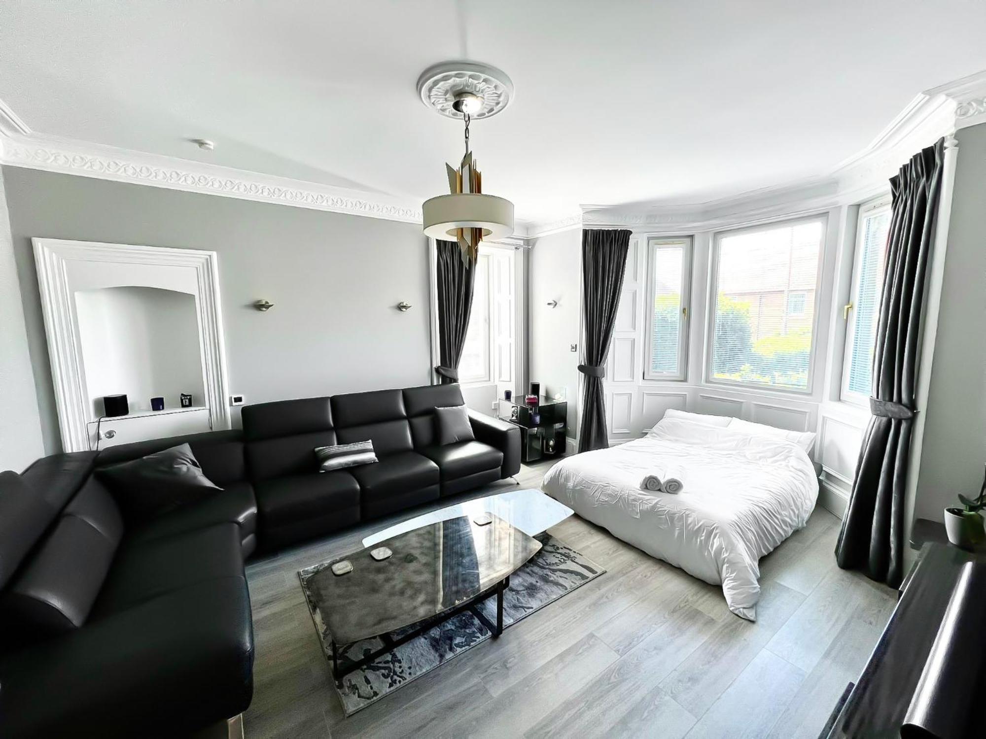 Apartment Immanuel House - Modern Luxury Victorian 1872 - Free Parking & Fast Fibre Optic Wifi Edinburgh