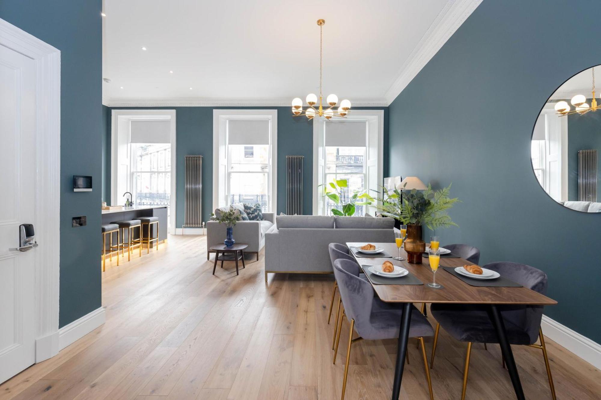 Dragon Luxury Serviced At Walker Street Apartment EDI