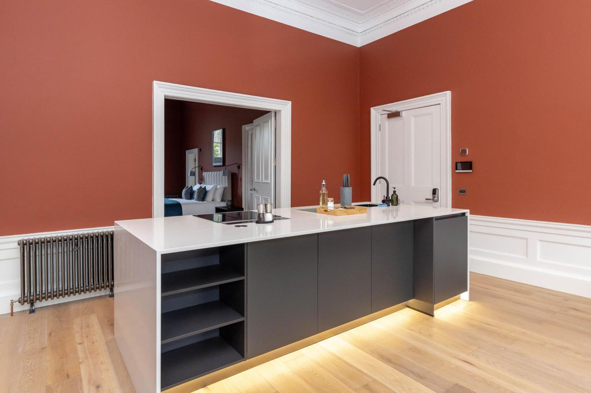 Apartment Dragon Luxury Serviced At Walker Street EDI