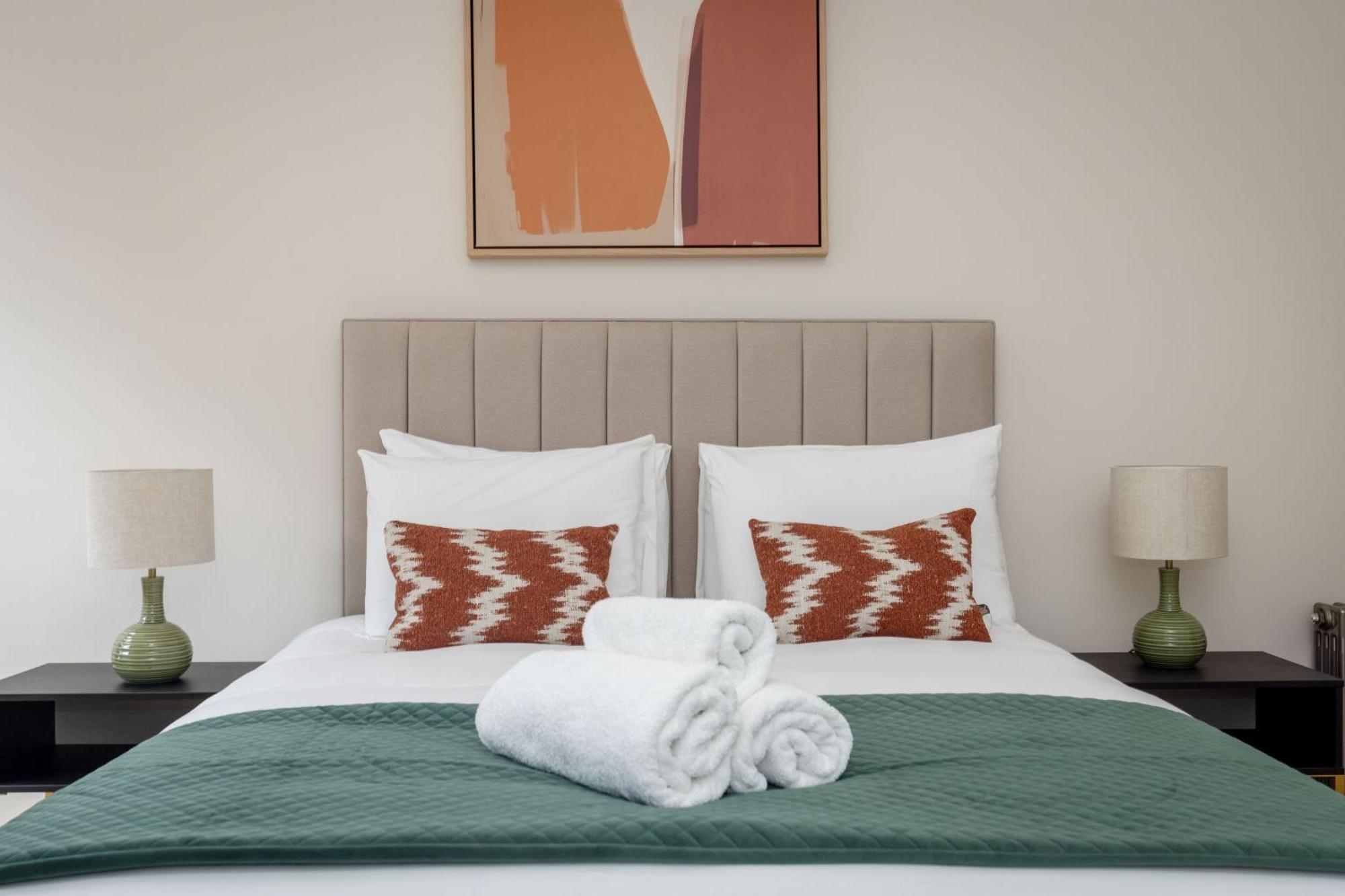 Dragon Luxury Serviced At Walker Street Apartment *