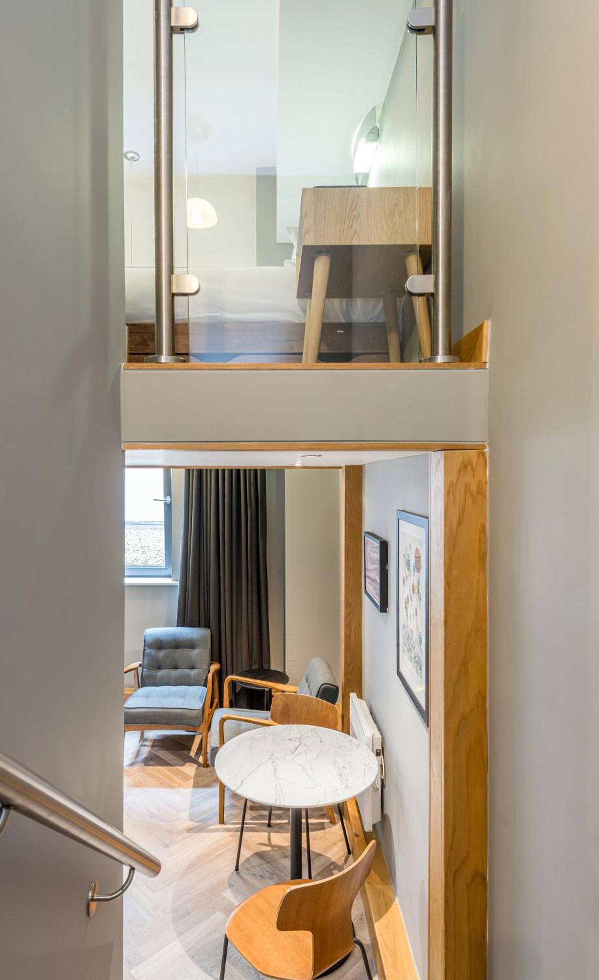 Km Apartment