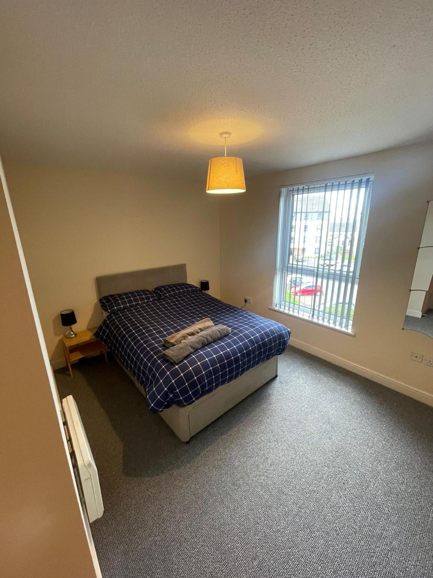 Ferry Gait Apartment *