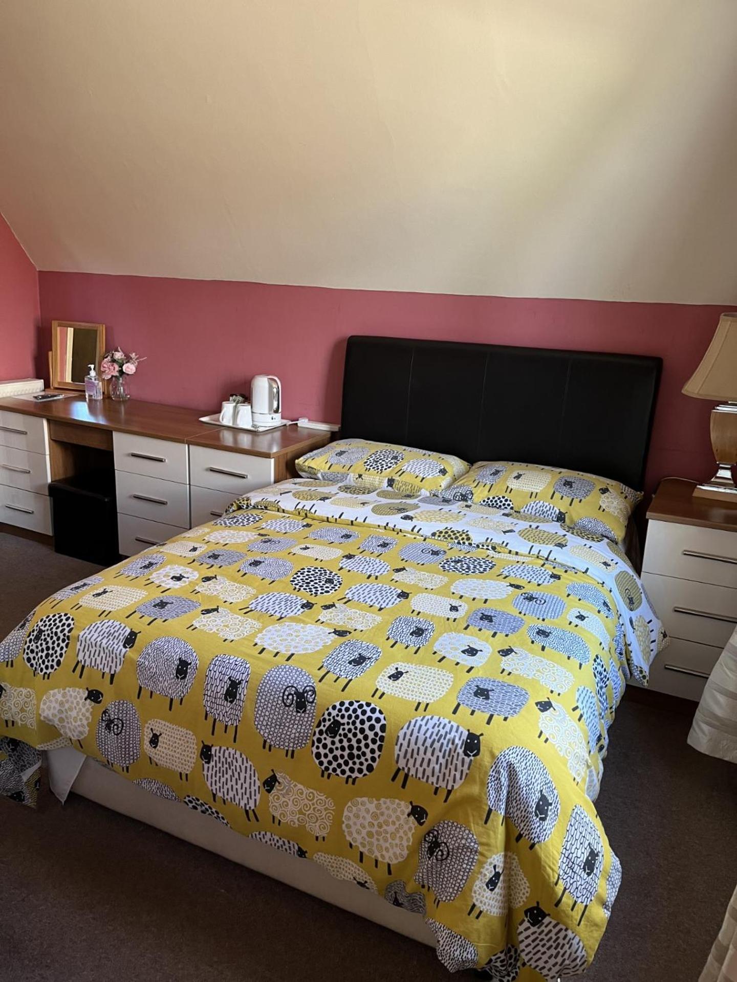 Apartment Hillhouse Blackhall Edinburgh