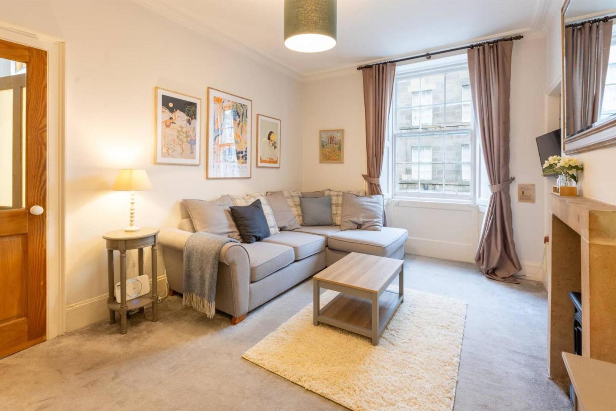 Beautiful 1 Bedroom Flat In Vibrant Stockbridge Apartment Edinburgh