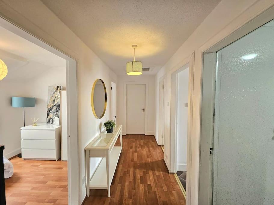 Apartment Sensational At South Bridge Edinburgh